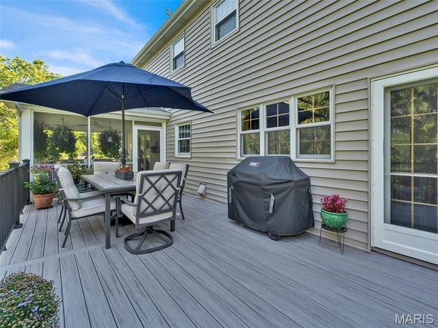 1672 Ansonborough Drive, Chesterfield, MO 63017