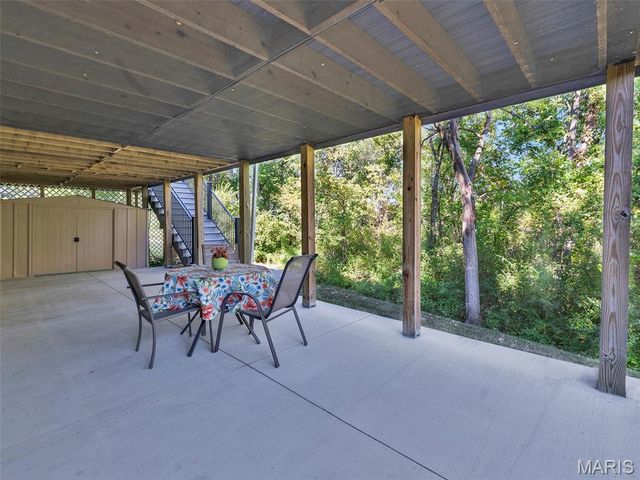 1672 Ansonborough Drive, Chesterfield, MO 63017