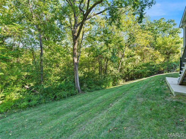 1672 Ansonborough Drive, Chesterfield, MO 63017