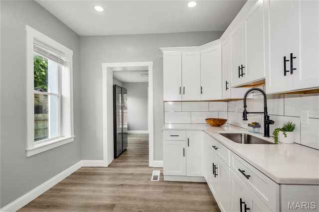 3655 McKibbon Road, St Louis, MO 63114