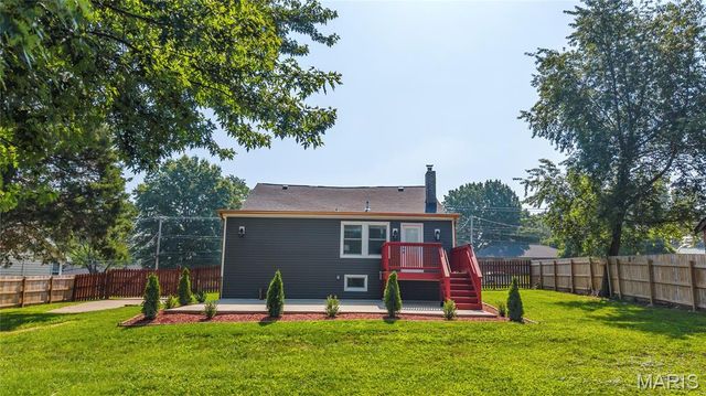 3655 McKibbon Road, St Louis, MO 63114