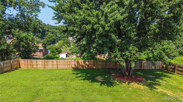 3655 McKibbon Road, St Louis, MO 63114