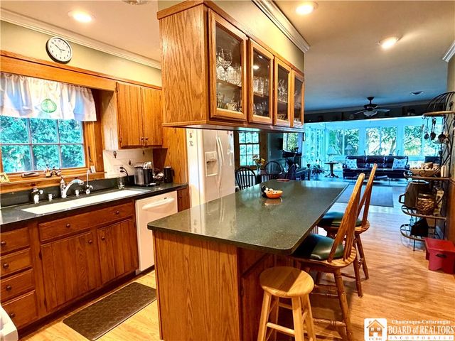 335 Chestnut Street, Pomfret, NY 14063