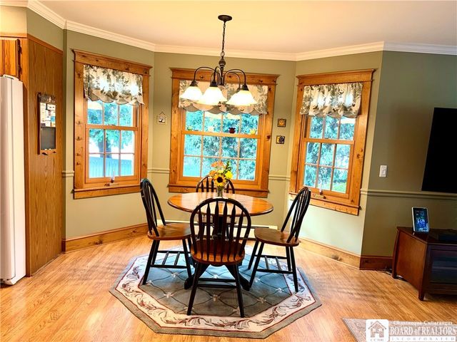 335 Chestnut Street, Pomfret, NY 14063