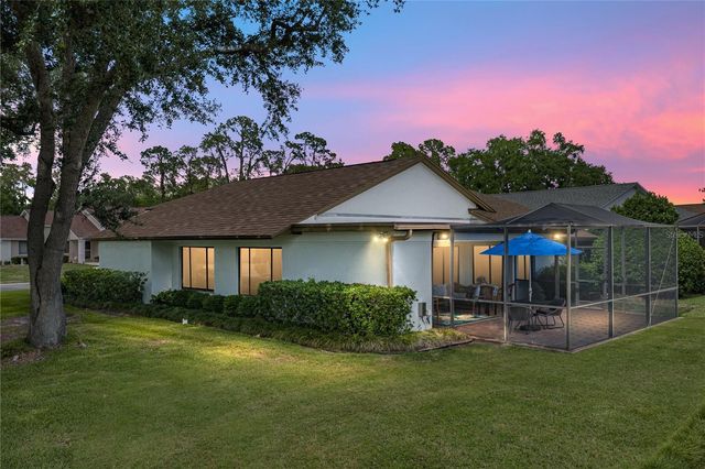 2317 WALDEN PLACE N, Plant City, FL 33566