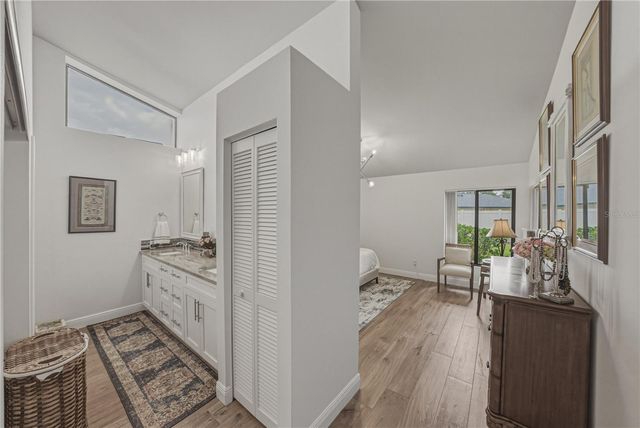 2317 WALDEN PLACE N, Plant City, FL 33566