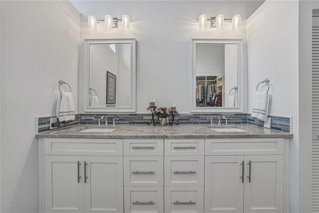 2317 WALDEN PLACE N, Plant City, FL 33566