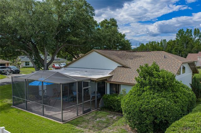 2317 WALDEN PLACE N, Plant City, FL 33566