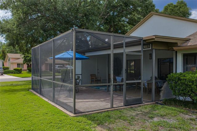 2317 WALDEN PLACE N, Plant City, FL 33566