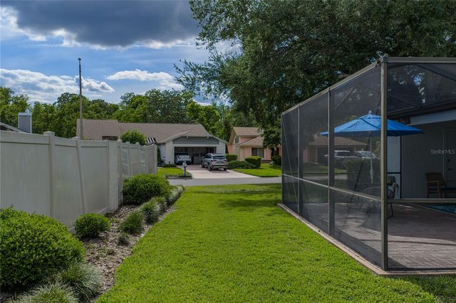 2317 WALDEN PLACE N, Plant City, FL 33566