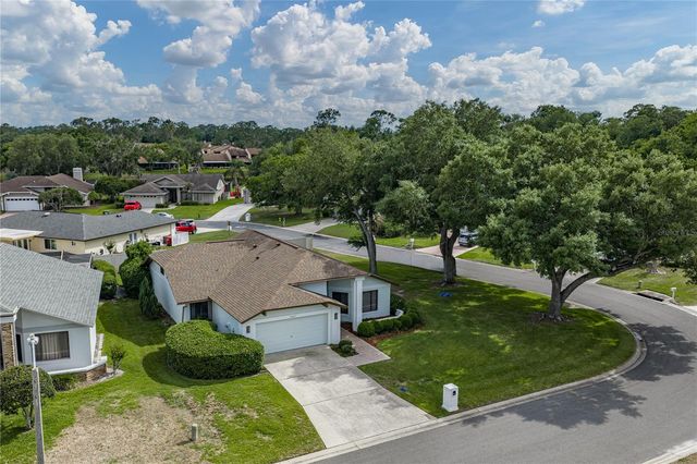 2317 WALDEN PLACE N, Plant City, FL 33566
