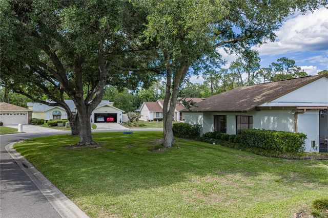 2317 WALDEN PLACE N, Plant City, FL 33566