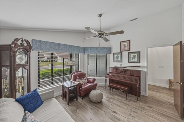 2317 WALDEN PLACE N, Plant City, FL 33566