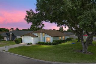 2317 WALDEN PLACE N, Plant City, FL 33566