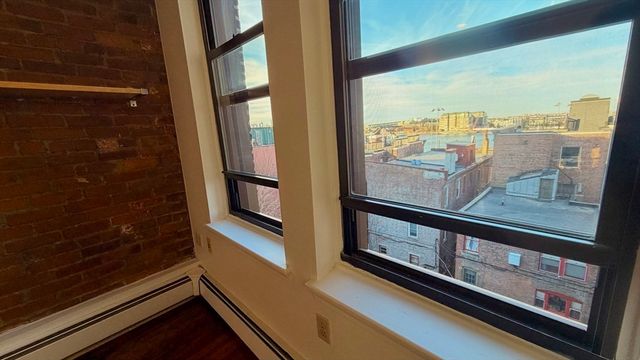 57 Charter Street 4A, Boston, MA 02113