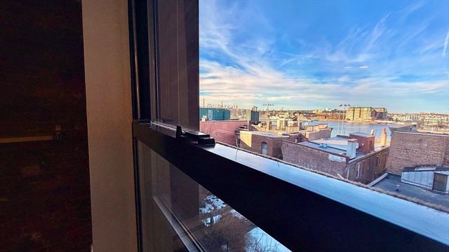 57 Charter Street 4A, Boston, MA 02113