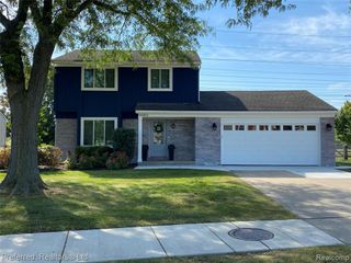 44893 Fair Oaks Drive, Canton, MI 48187
