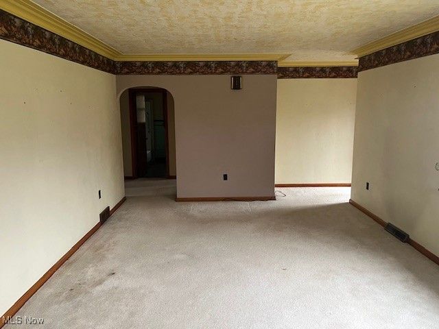 36200 Westwood Drive, North Ridgeville, OH 44039