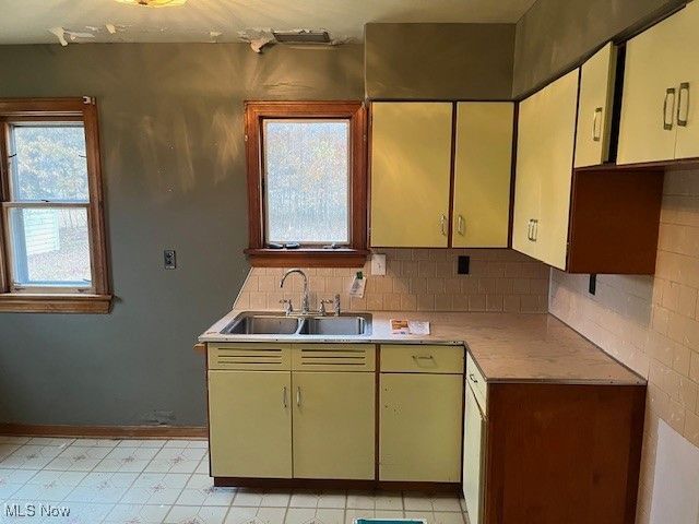 36200 Westwood Drive, North Ridgeville, OH 44039