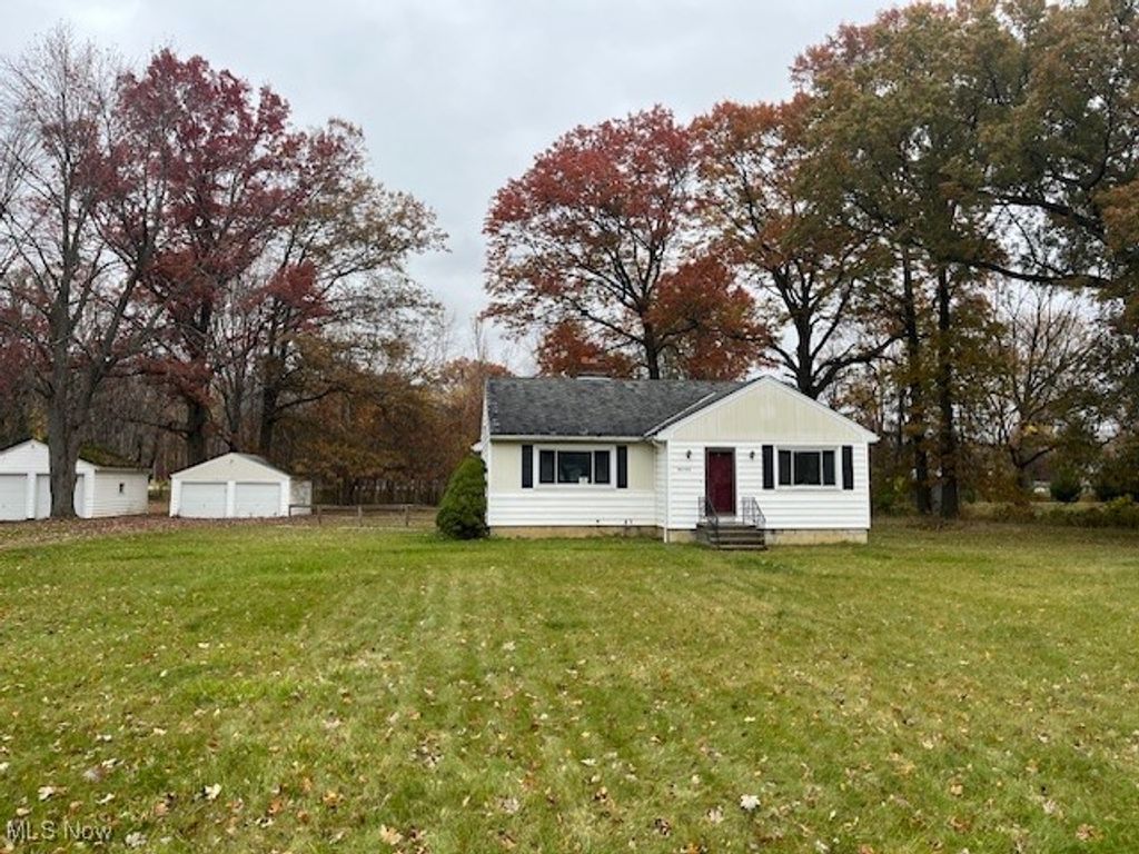 36200 Westwood Drive, North Ridgeville, OH 44039