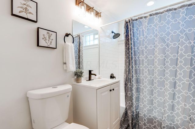 2928 Azelda Street, Columbus, OH 43224