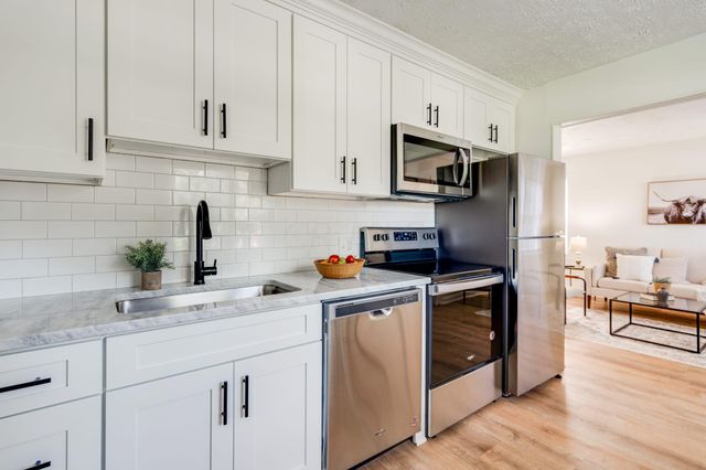 2928 Azelda Street, Columbus, OH 43224