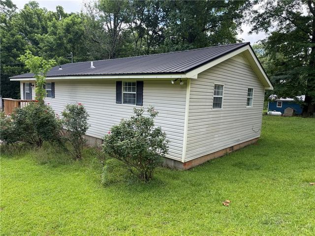232 North Street, Gray, GA 31032