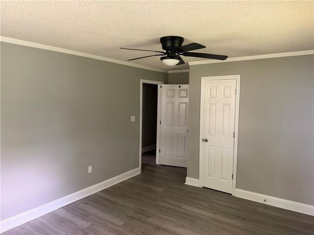 232 North Street, Gray, GA 31032