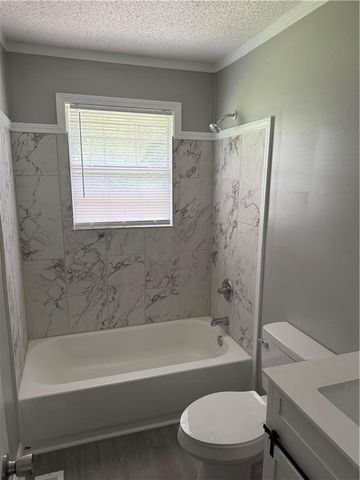232 North Street, Gray, GA 31032