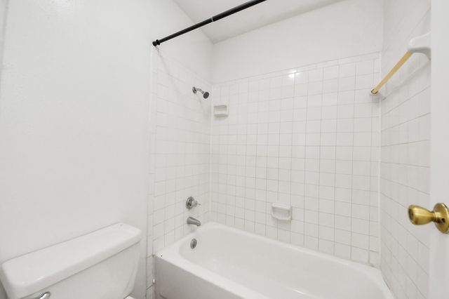 7200 W T C Jester Boulevard 2604, Houston, TX 77088