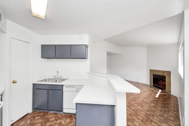 7200 W T C Jester Boulevard 2604, Houston, TX 77088