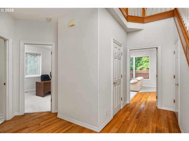 14655 Nw HEATHMAN Ln, Portland, OR 97229