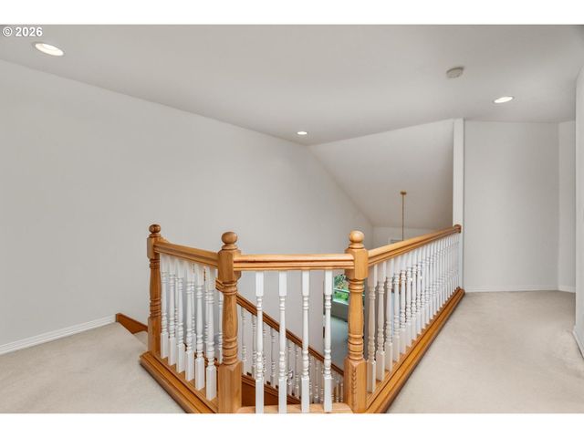 14655 Nw HEATHMAN Ln, Portland, OR 97229
