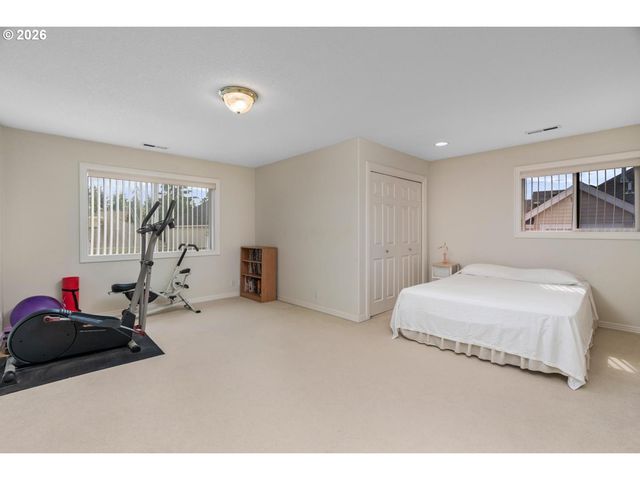 14655 Nw HEATHMAN Ln, Portland, OR 97229