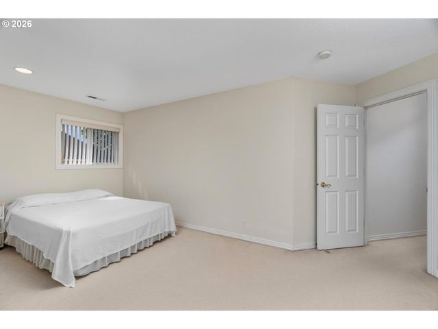 14655 Nw HEATHMAN Ln, Portland, OR 97229
