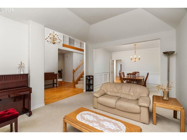 14655 Nw HEATHMAN Ln, Portland, OR 97229