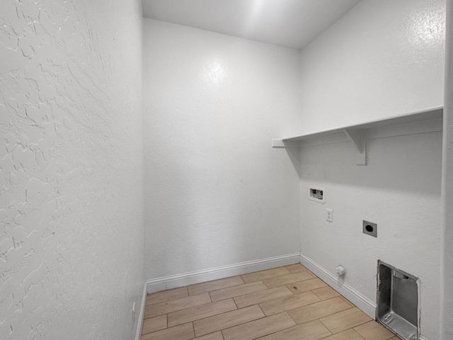 7124 W Poe Avenue, Fresno, CA 93723