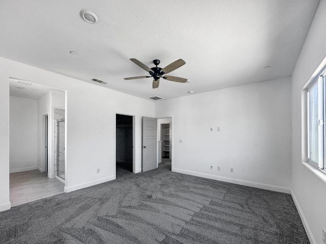 7124 W Poe Avenue, Fresno, CA 93723