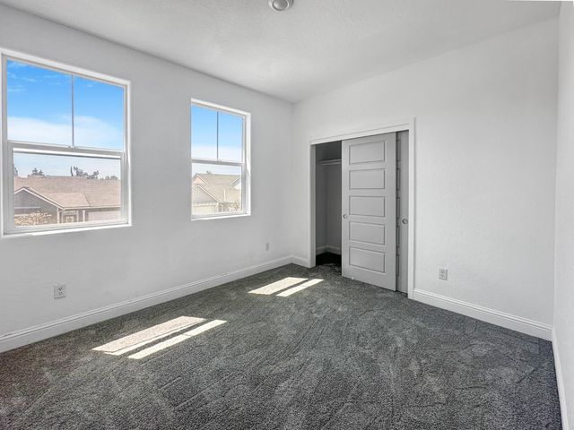 7124 W Poe Avenue, Fresno, CA 93723