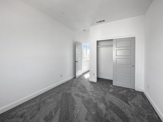 7124 W Poe Avenue, Fresno, CA 93723