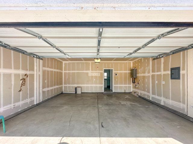7124 W Poe Avenue, Fresno, CA 93723