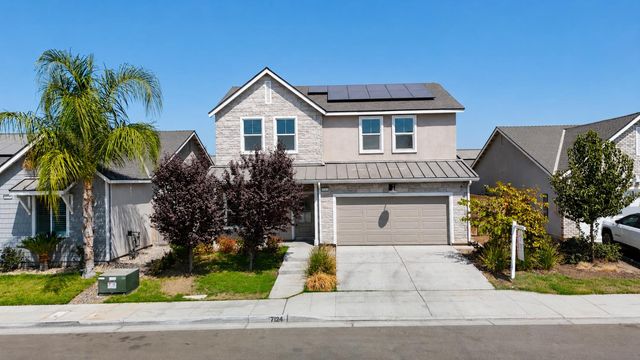 7124 W Poe Avenue, Fresno, CA 93723