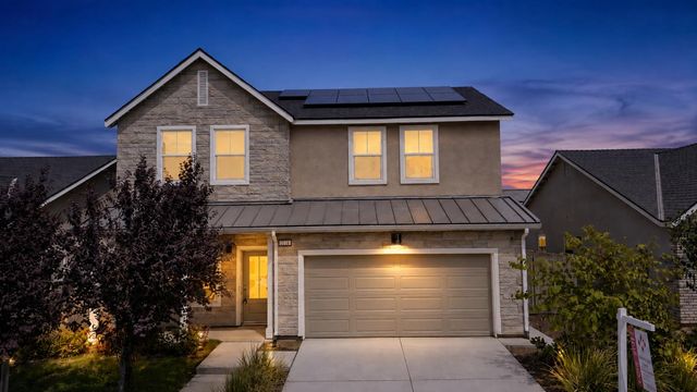 7124 W Poe Avenue, Fresno, CA 93723