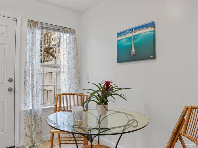 2108 Schwab Ct B, Pensacola, FL 32504