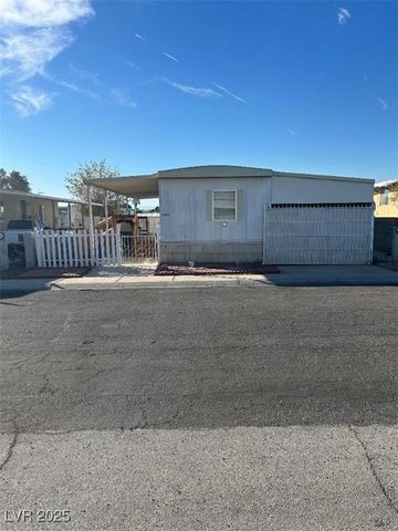 3473 Lost Hills Drive, Las Vegas, NV 89122
