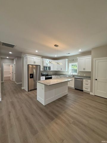 3417 S Knightridge Road, Bloomington, IN 47401