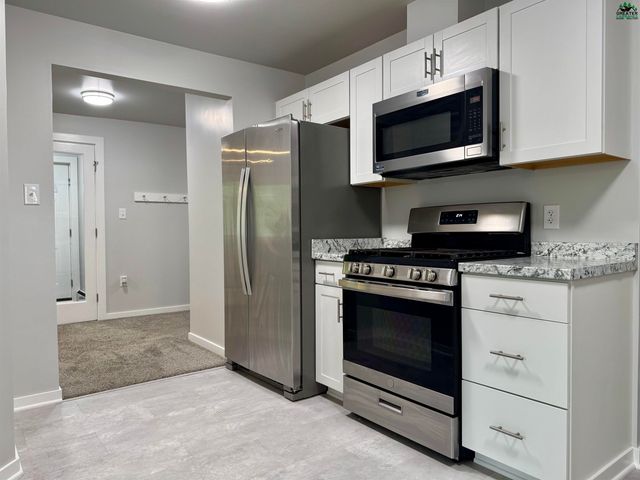 758 17TH AVENUE, Fairbanks, AK 99701