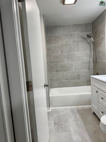 758 17TH AVENUE, Fairbanks, AK 99701