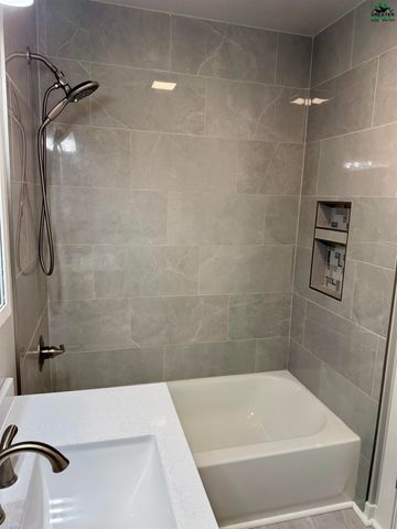 758 17TH AVENUE, Fairbanks, AK 99701