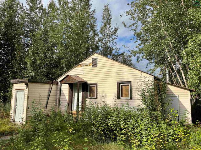 758 17TH AVENUE, Fairbanks, AK 99701